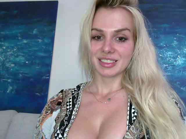 CorneliaSweet webcam