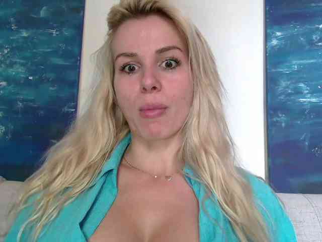 CorneliaSweet webcam