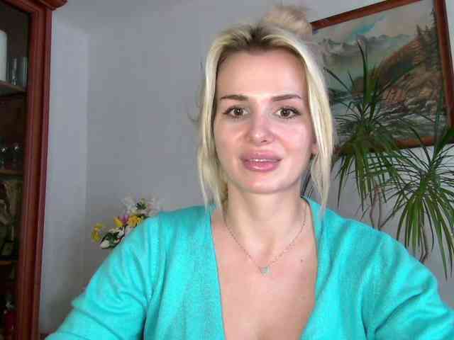 CorneliaSweet webcam