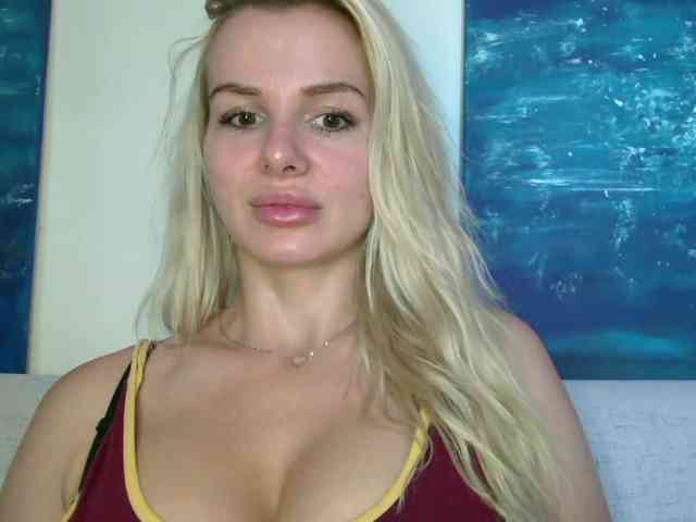 CorneliaSweet webcam