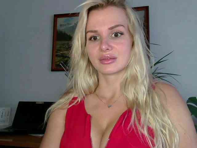 CorneliaSweet webcam