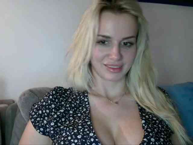 CorneliaSweet webcam