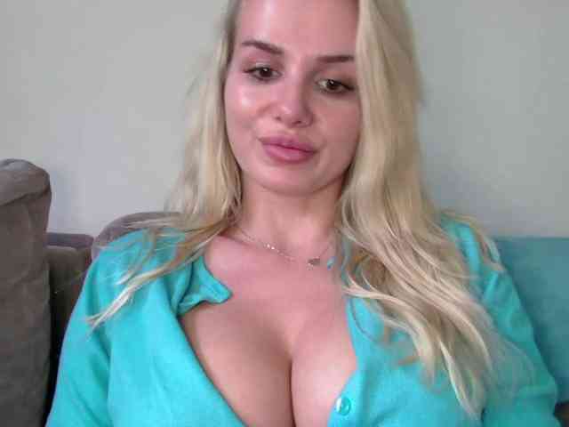 CorneliaSweet webcam