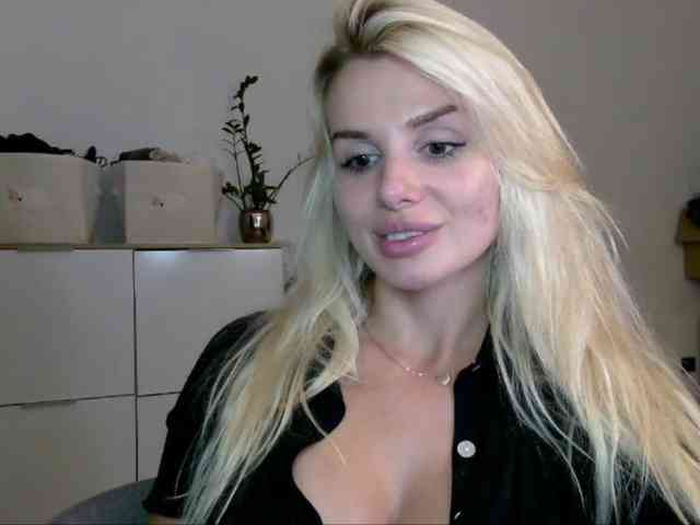 CorneliaSweet webcam