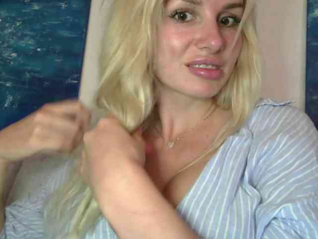 CorneliaSweet webcam