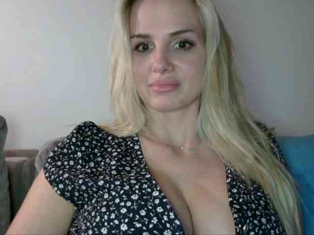 CorneliaSweet webcam