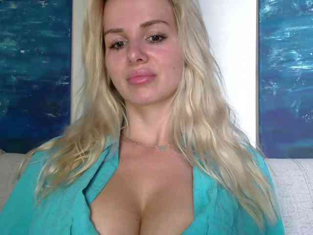 CorneliaSweet webcam
