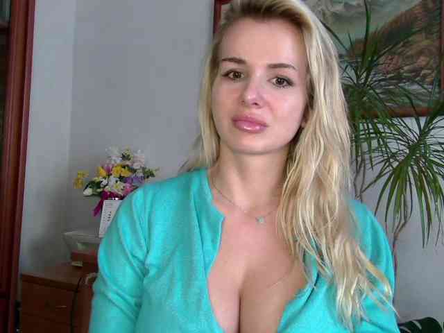 CorneliaSweet webcam