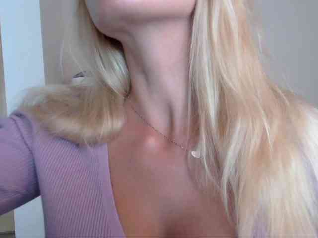CorneliaSweet webcam