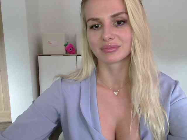 CorneliaSweet webcam