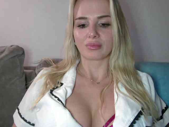 CorneliaSweet webcam