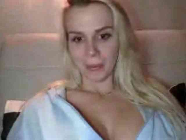 CorneliaSweet webcam