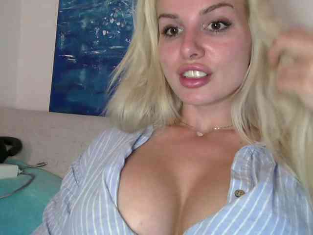 CorneliaSweet webcam