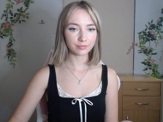 LuciaGlow Porn Show
