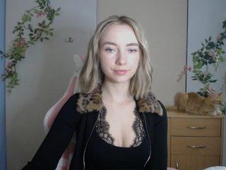 LuciaGlow Porn Show