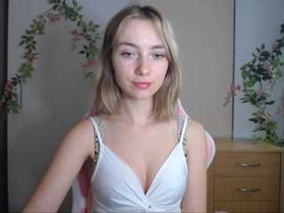 LuciaGlow Porn Show