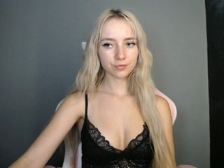 LuciaGlow Porn Show