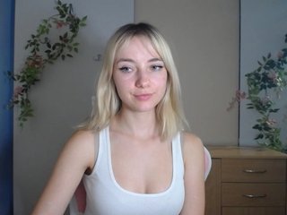 LuciaGlow Porn Show