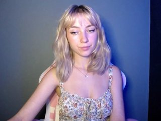 LuciaGlow Porn Show