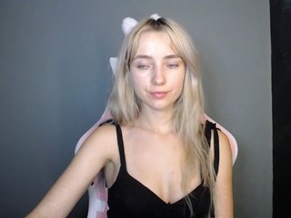 LuciaGlow Porn Show