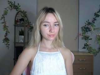 LuciaGlow Porn Show