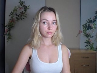 LuciaGlow Porn Show