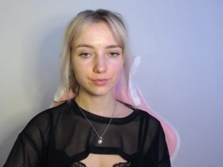LuciaGlow Porn Show