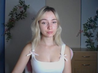 LuciaGlow Porn Show