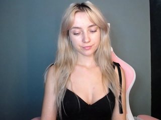 LuciaGlow Porn Show