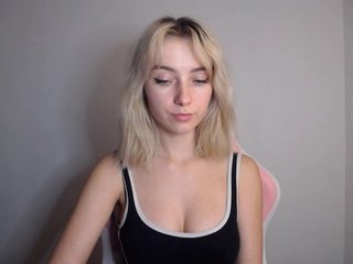LuciaGlow Porn Show
