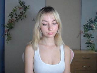 LuciaGlow Porn Show