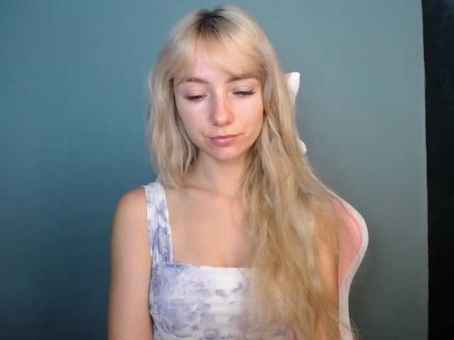 LuciaGlow live cam on BongaCams