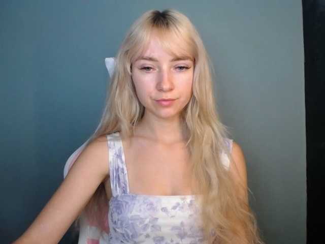 LuciaGlow live cam on BongaCams