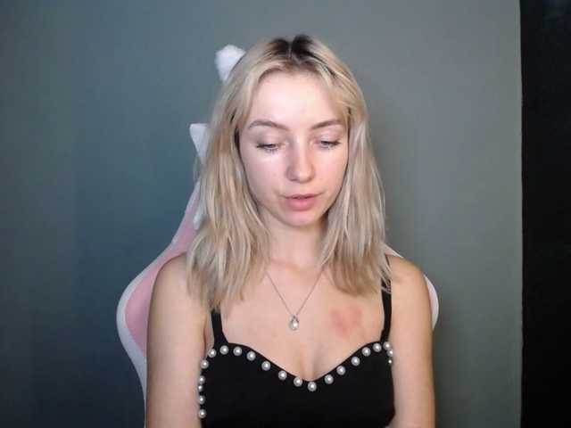 LuciaGlow live cam on BongaCams