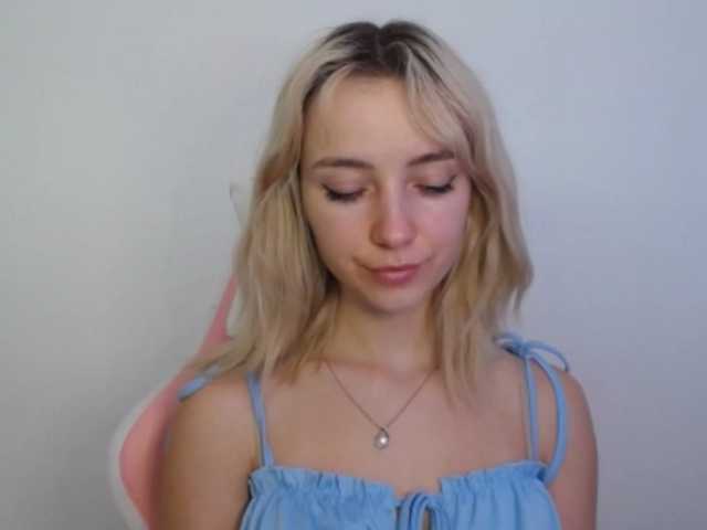 LuciaGlow live cam on BongaCams