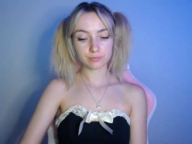 LuciaGlow live cam on BongaCams