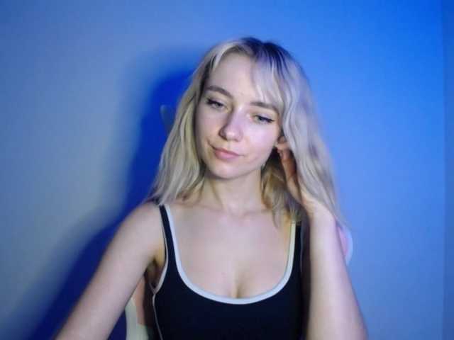 LuciaGlow live cam on BongaCams