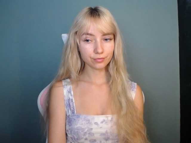 LuciaGlow live cam on BongaCams
