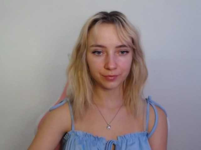 LuciaGlow live cam on BongaCams