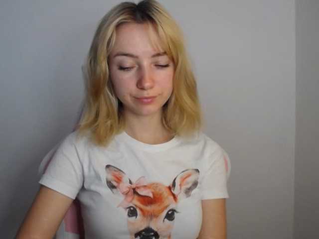 LuciaGlow live cam on BongaCams