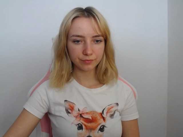 LuciaGlow live cam on BongaCams