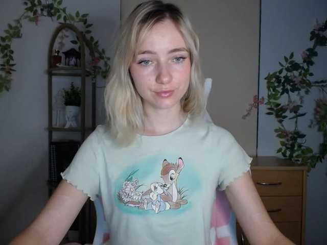 LuciaGlow live cam on BongaCams