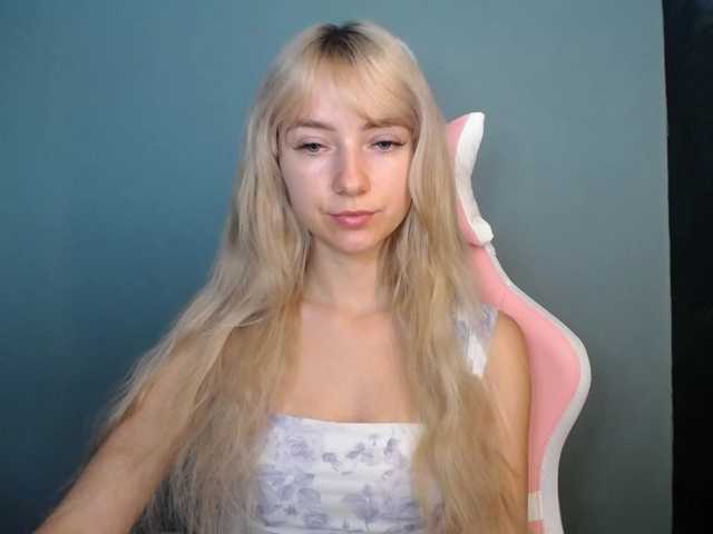 LuciaGlow live cam on BongaCams