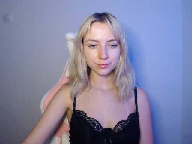 LuciaGlow live cam on BongaCams
