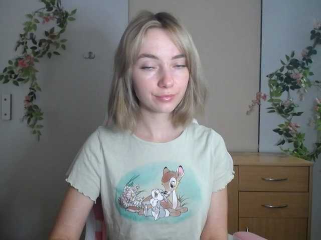 LuciaGlow live cam on BongaCams