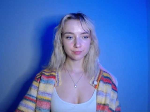 LuciaGlow live cam on BongaCams