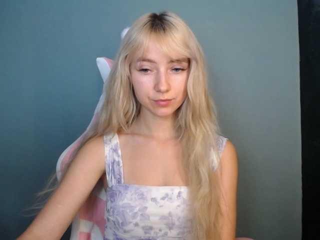 LuciaGlow live cam on BongaCams