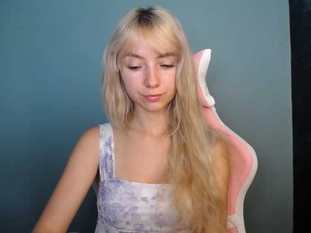 LuciaGlow live cam on BongaCams