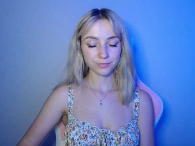 LuciaGlow live cam on BongaCams