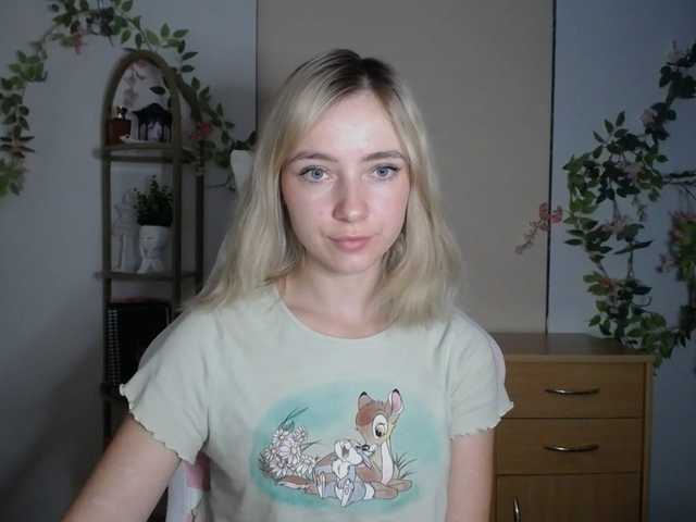 LuciaGlow live cam on BongaCams